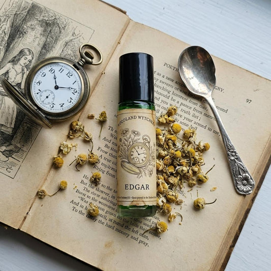 Edgar Linton Perfume | White Tea and Oakwood | Wuthering Heights | Gothic Literary Scent | Bookish Dark Academia | Witchy Folklore Gift